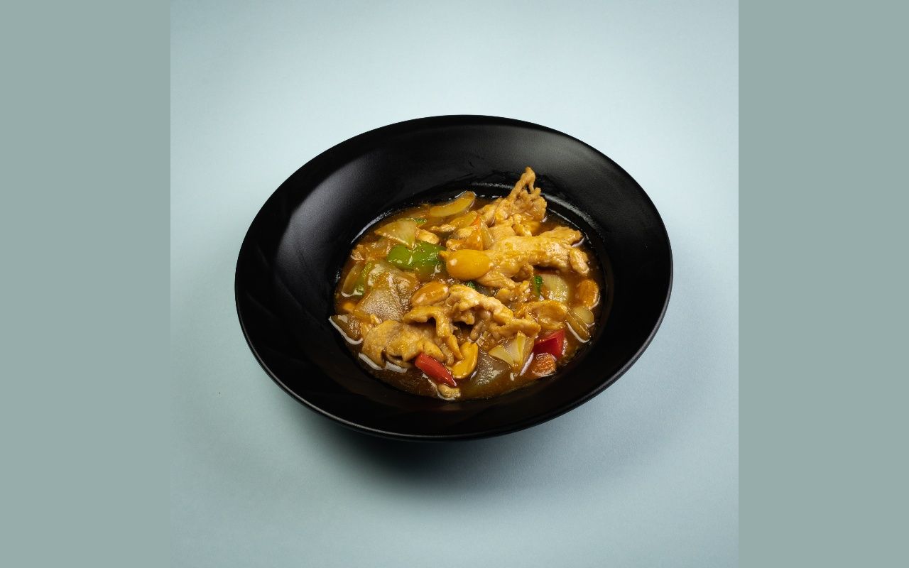 POLLO CON ALMENDRA